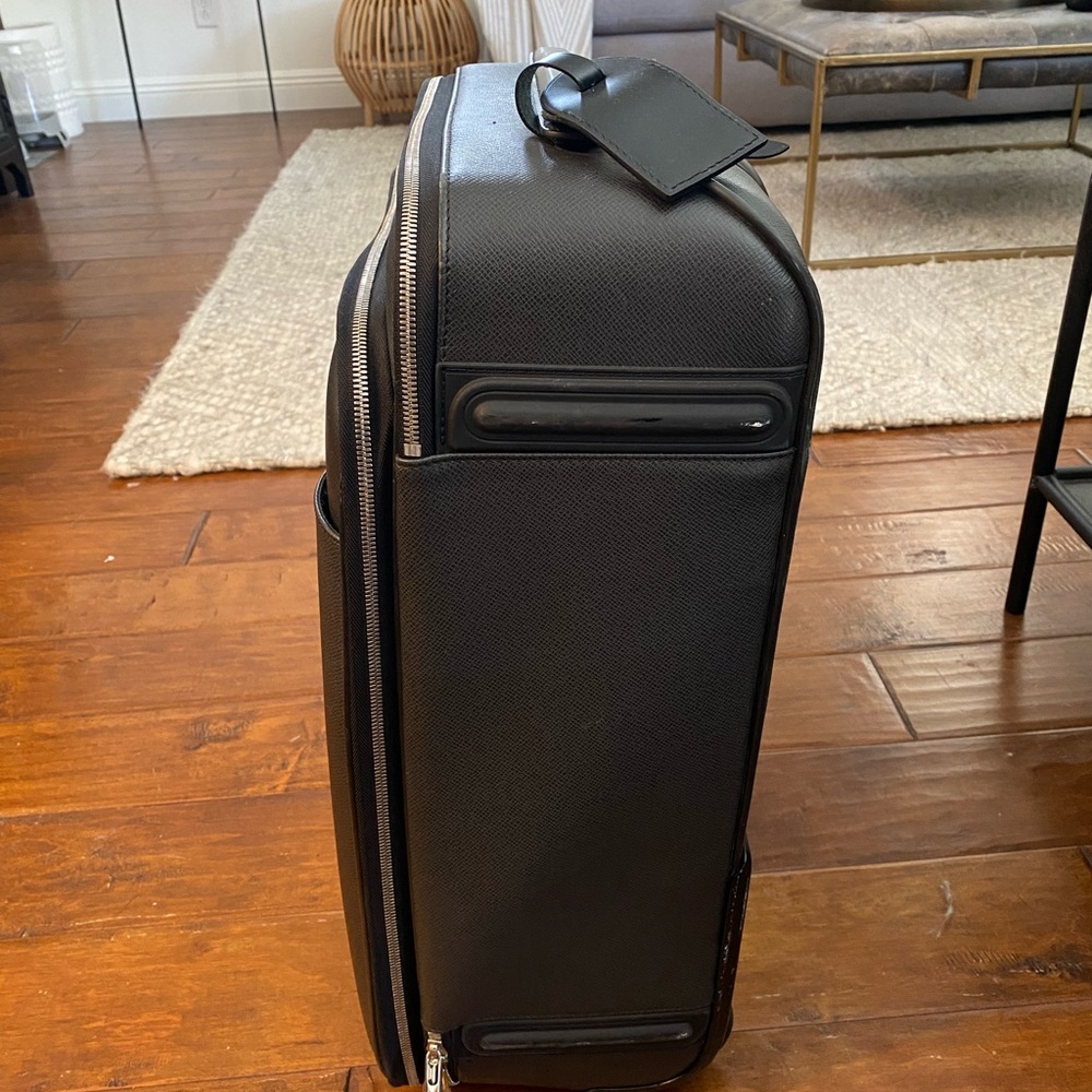 LOUIS VUITTON BLACK TAIGA BUSINESS PEGASE 55 - Picture 4 of 6